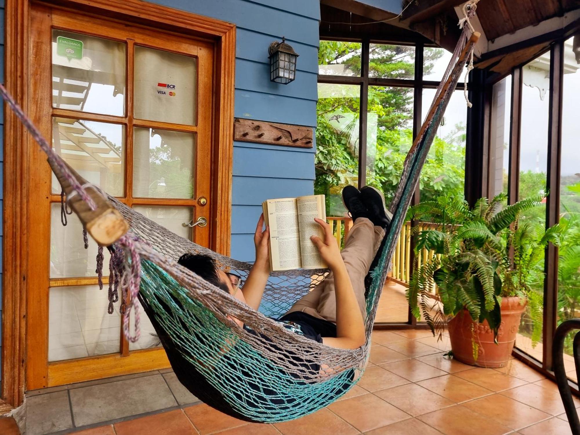 Hotel Claro De Luna Monteverde 외부 사진