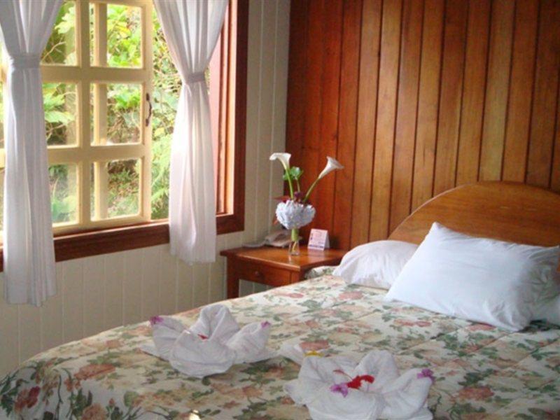 Hotel Claro De Luna Monteverde 외부 사진