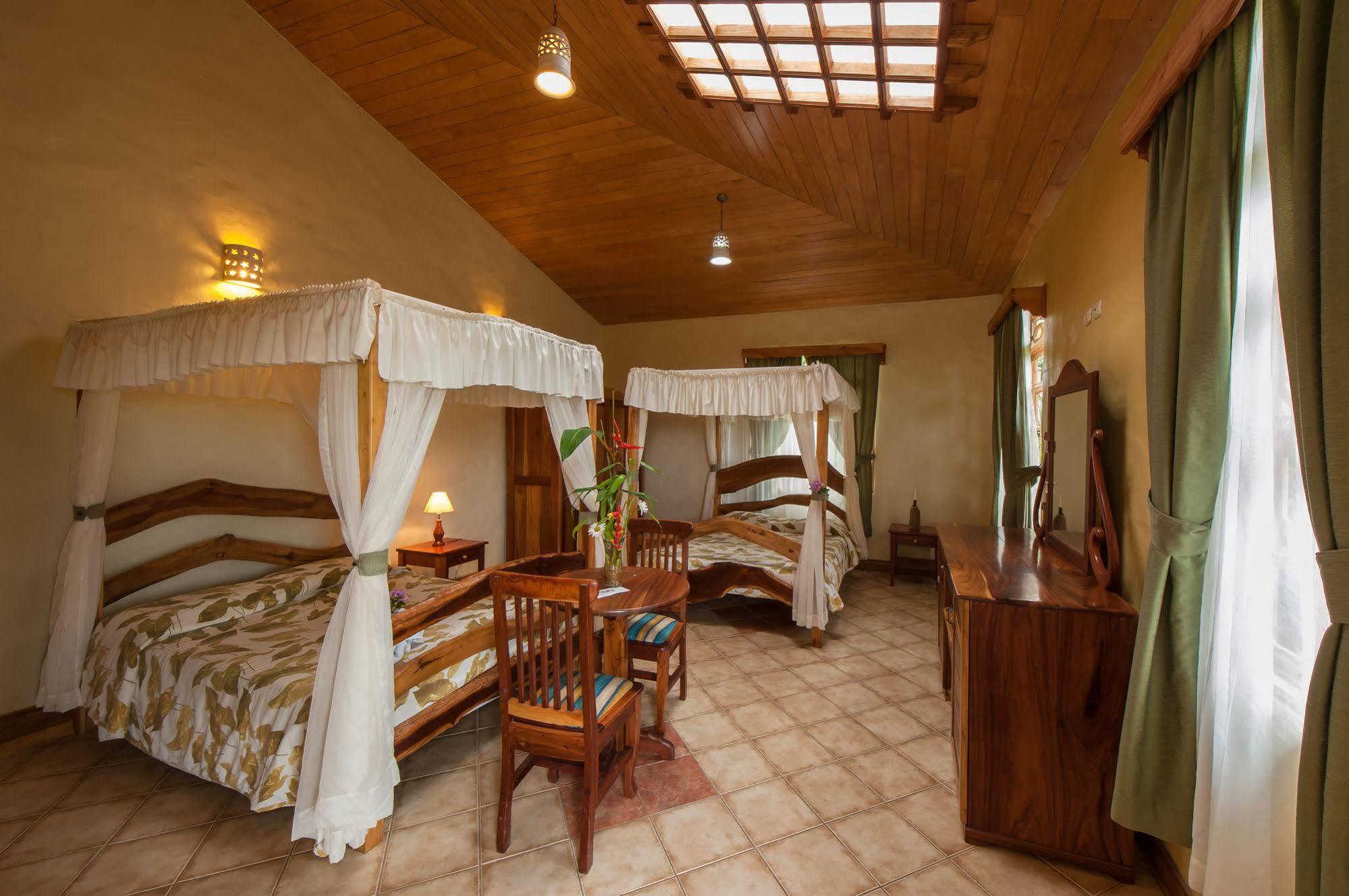 Hotel Claro De Luna Monteverde 외부 사진