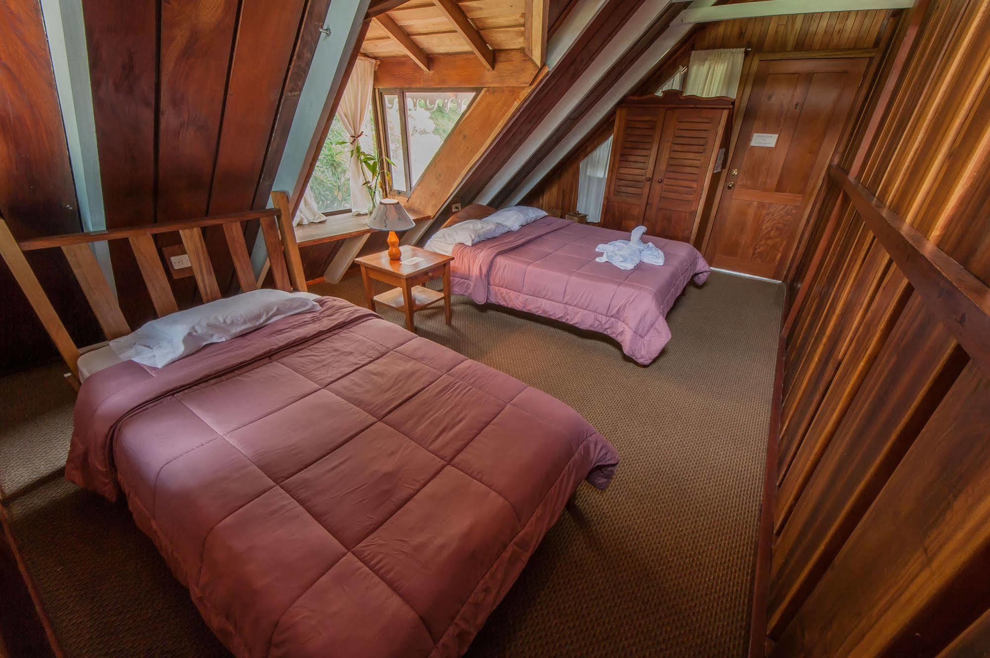 Hotel Claro De Luna Monteverde 외부 사진