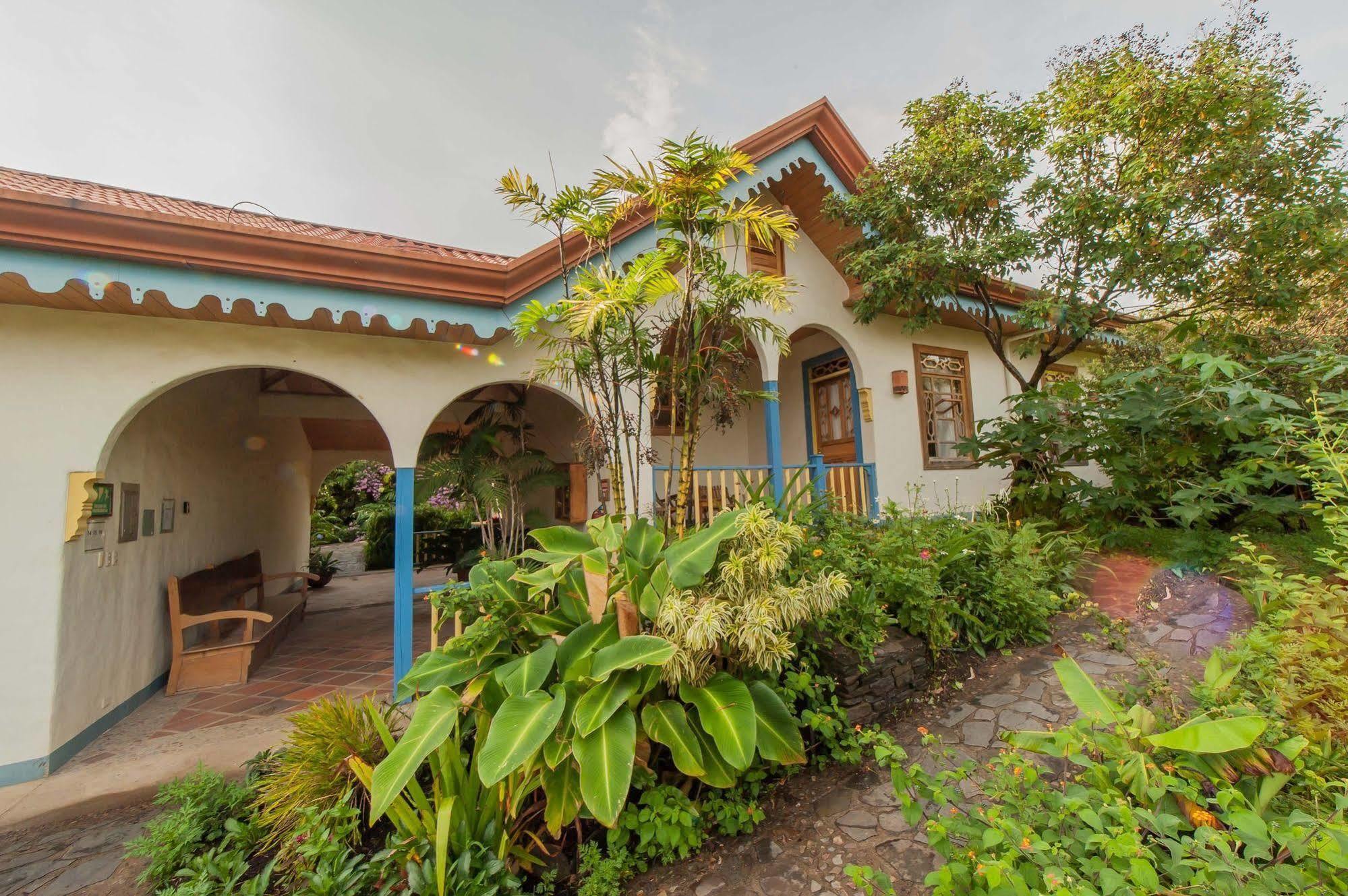 Hotel Claro De Luna Monteverde 외부 사진