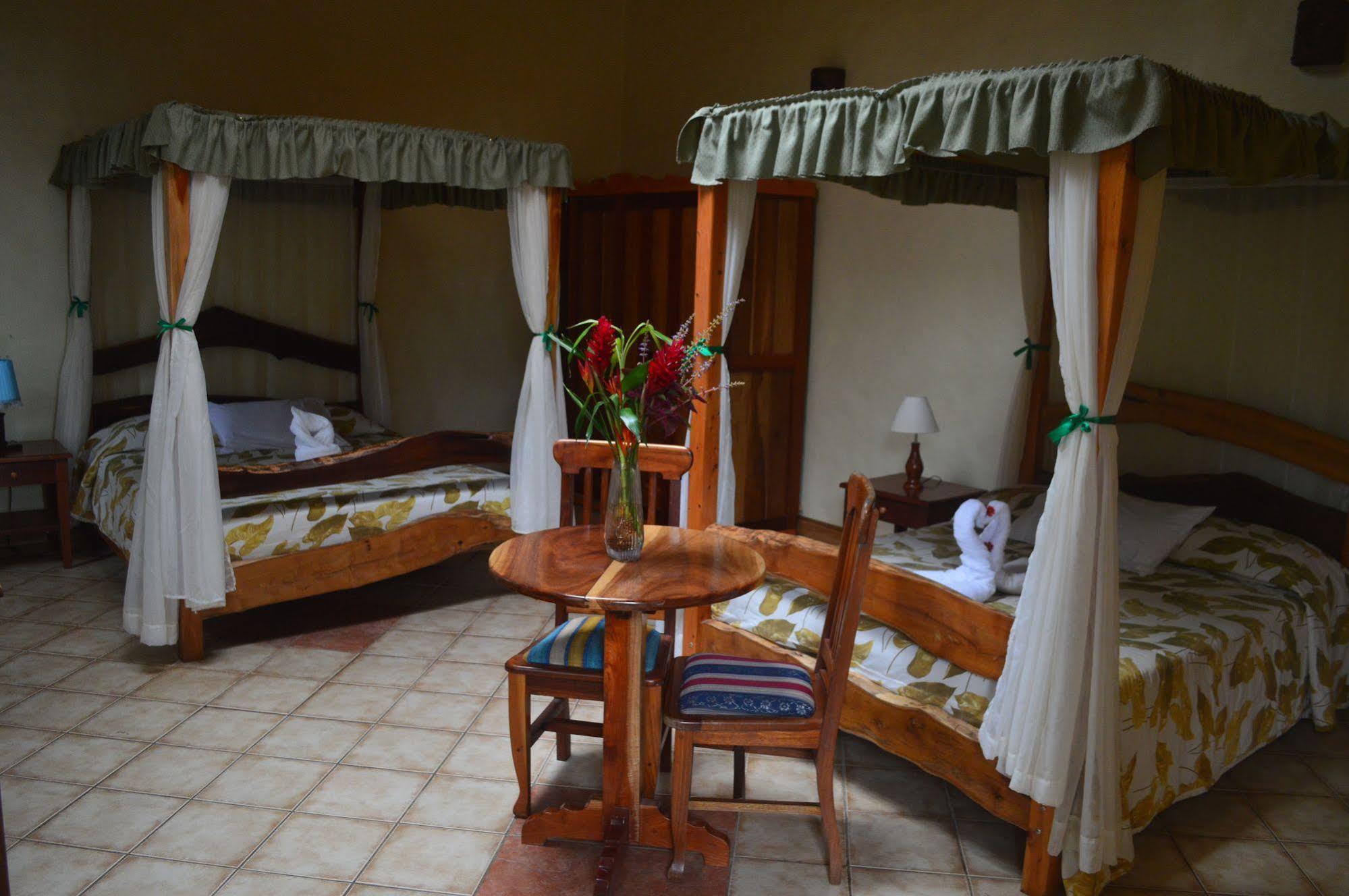 Hotel Claro De Luna Monteverde 외부 사진