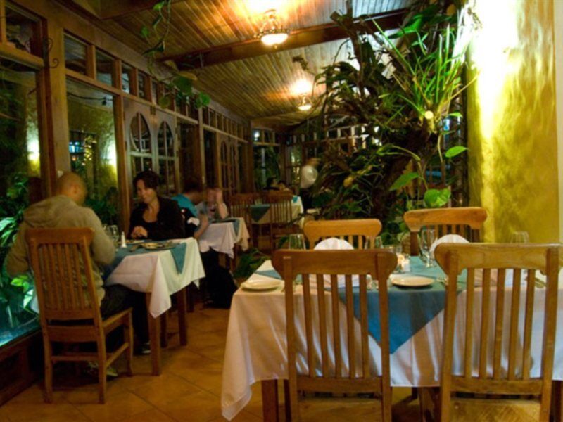 Hotel Claro De Luna Monteverde 외부 사진